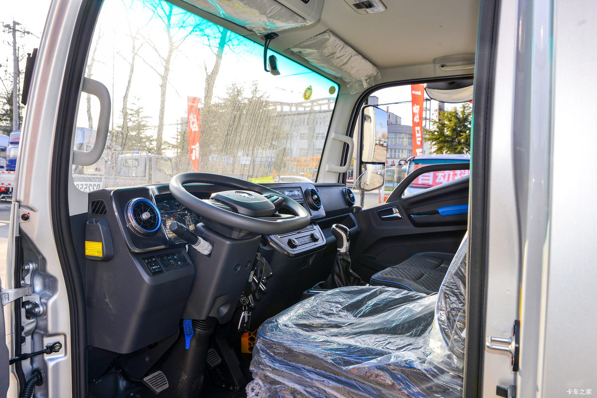 Foton 2025 Euro Mark RHD, LHD Diesel Box, Rail, Refrigerated Transport Vehicle