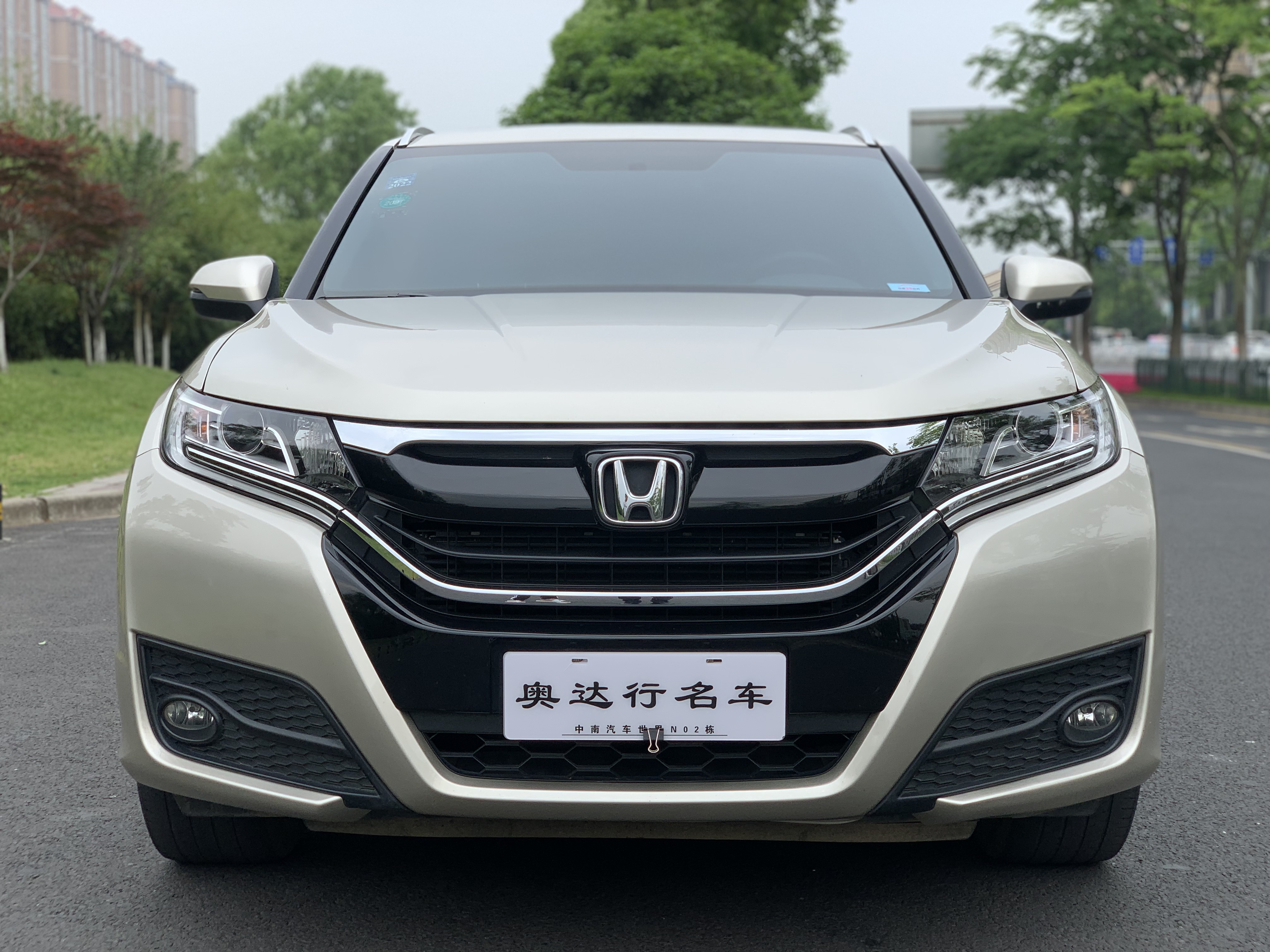 Honda UR-V 2017 240TURBO 2WD Classic Edition