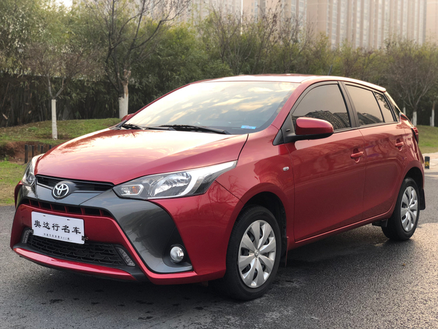 Toyota Yaris L 2019 1.5E CVT Meizu Edition