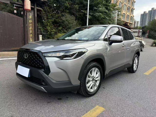 Toyota Corolla RAV4 2.0L Elite Edition.