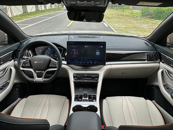 BYD Song PLUS New Energy 2023 Champion Edition EV 605KM Flagship PLUS