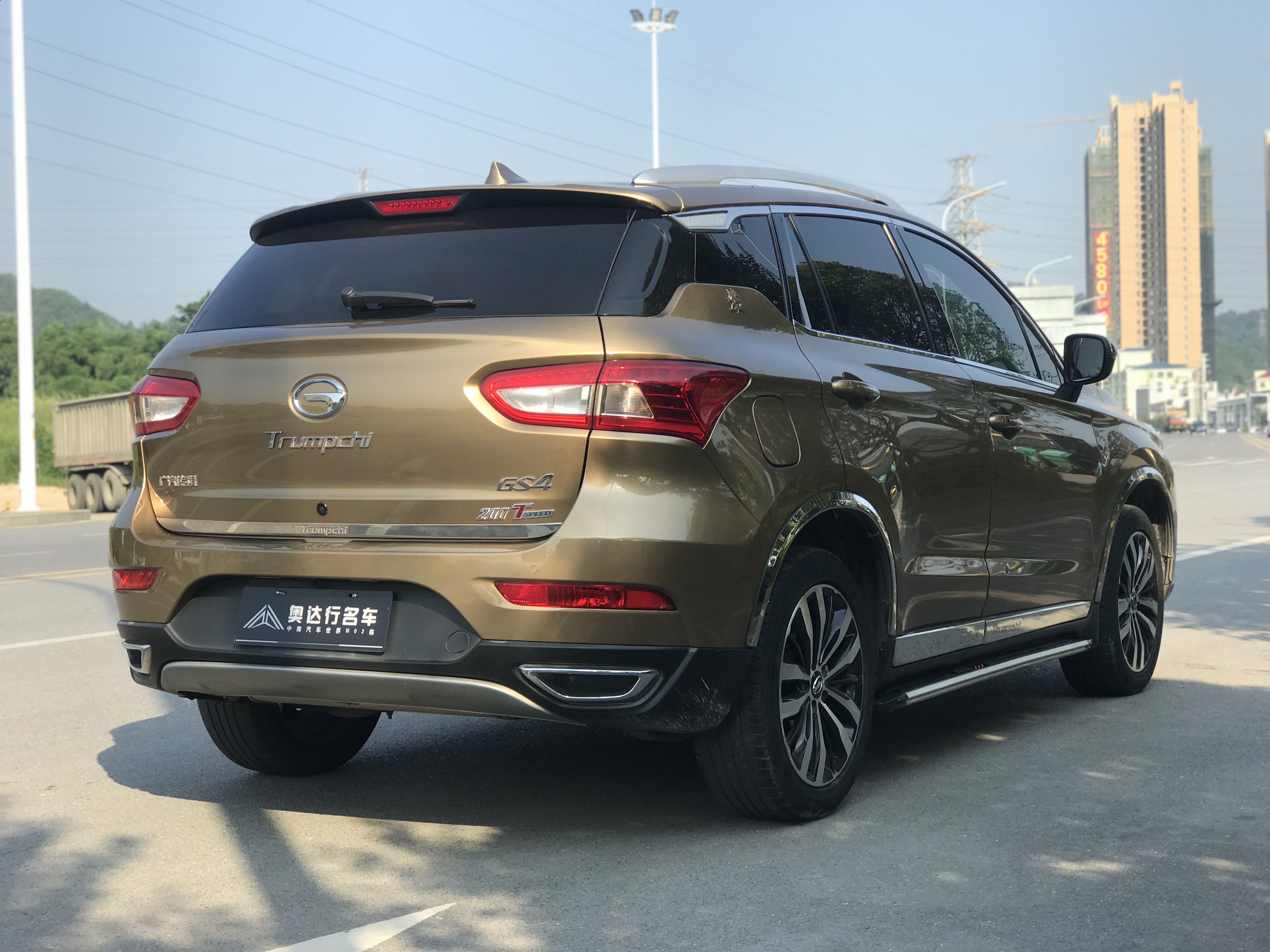 GAC Trumpchi GS4 2015 200T G-DCT Prestige Edition
