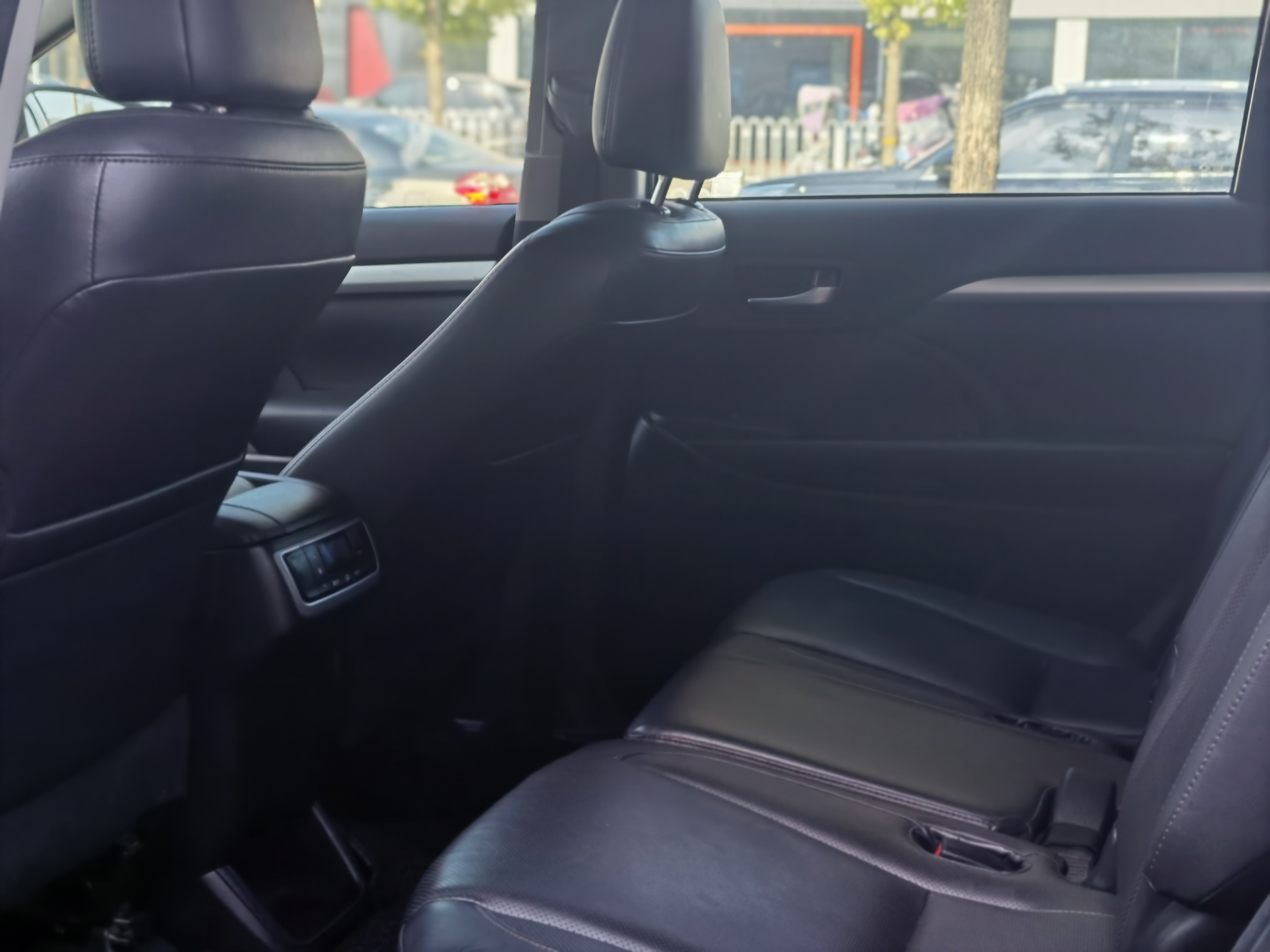 Toyota Highlander 2015 2.0T 4WD Luxury Edition 7-Seater