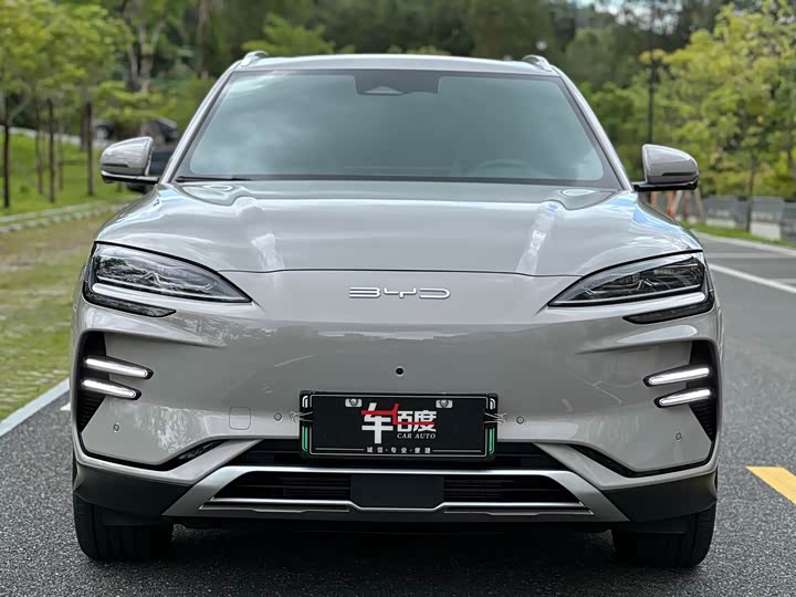 BYD Song PLUS New Energy 2023 Champion Edition EV 605KM Flagship PLUS