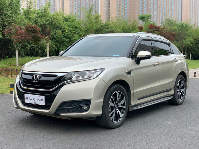 Honda UR-V 2017 240TURBO 2WD Classic Edition