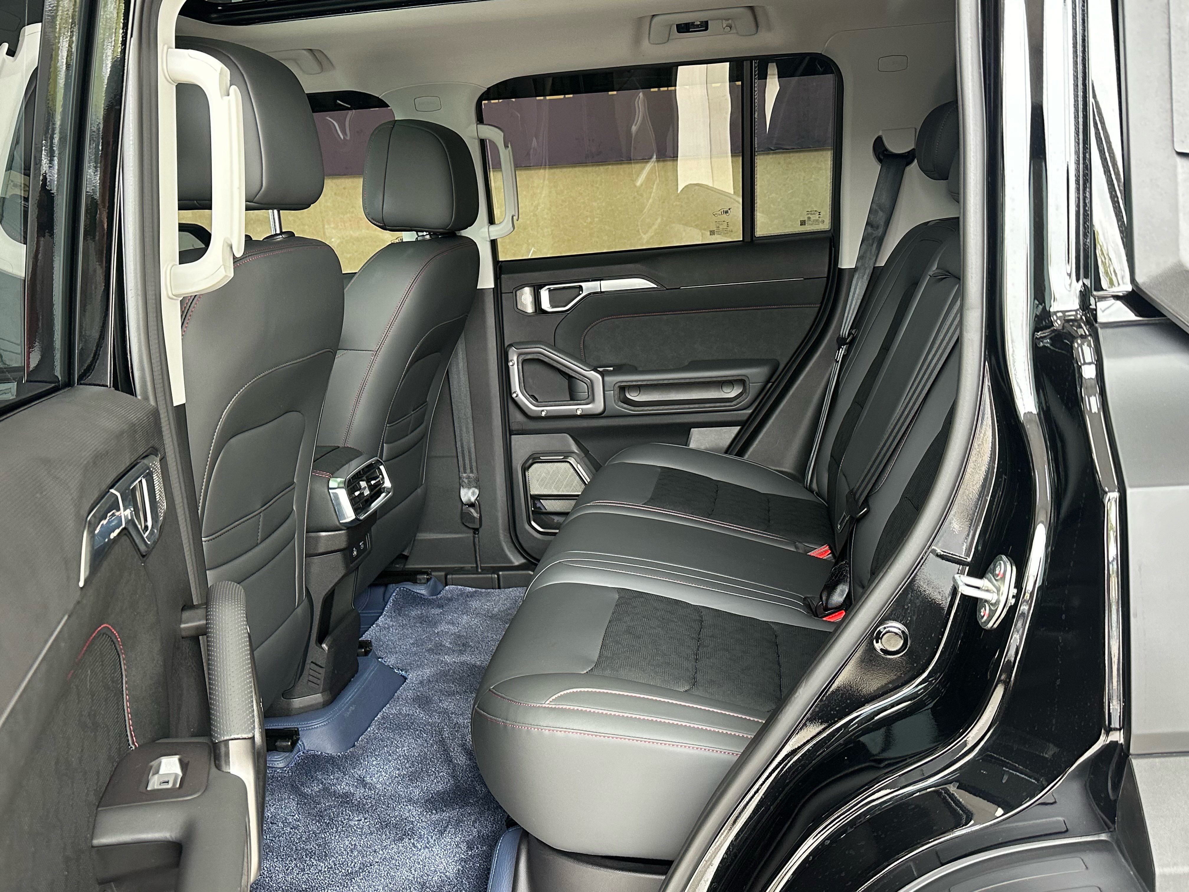 Jetour Traveler 2023 2.0T 4WD Crossover PRO